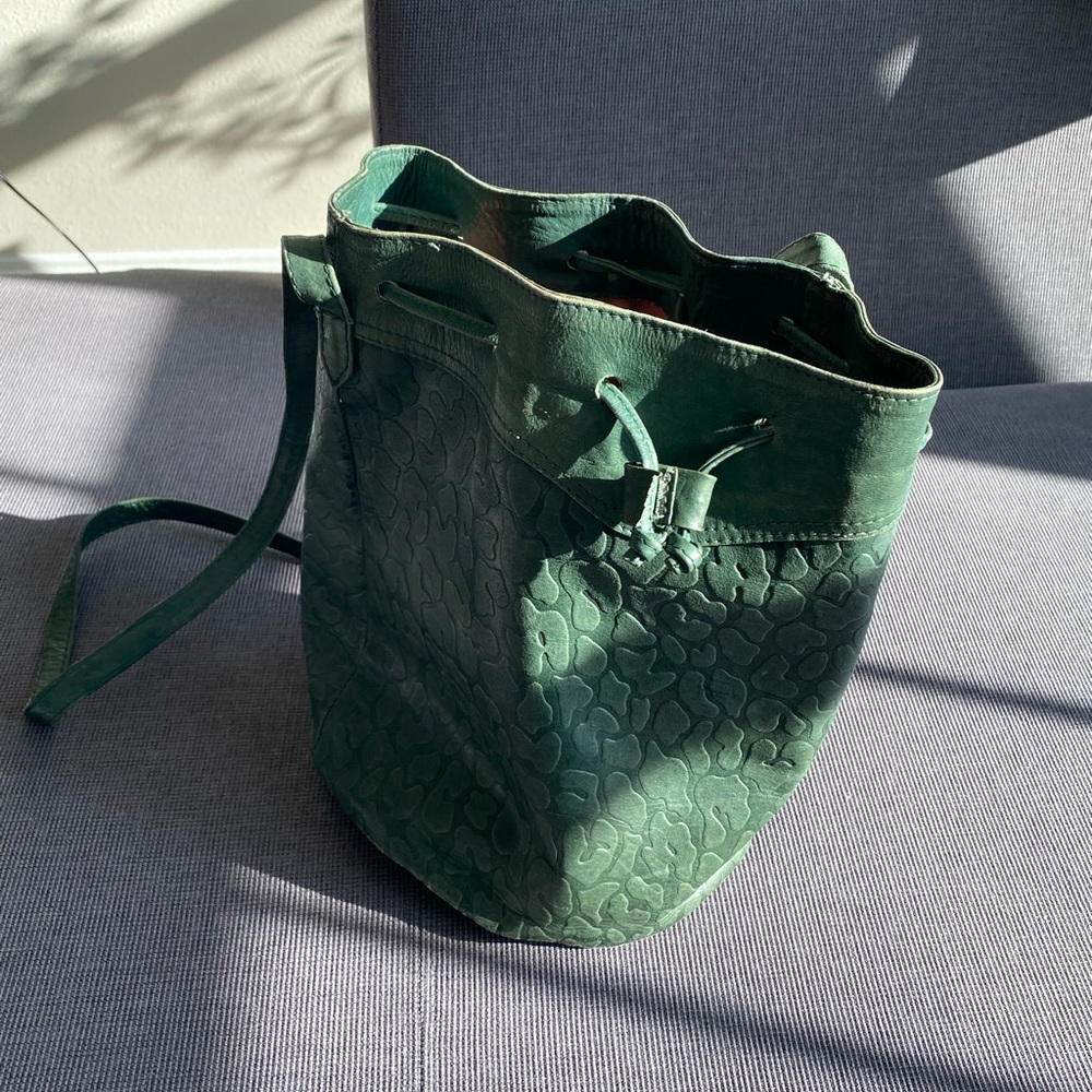 Green Women's Vintage Bucket Bag